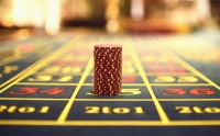 Kan kasinoansatte gamble